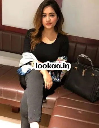 Niharika - Call Girls in Noida